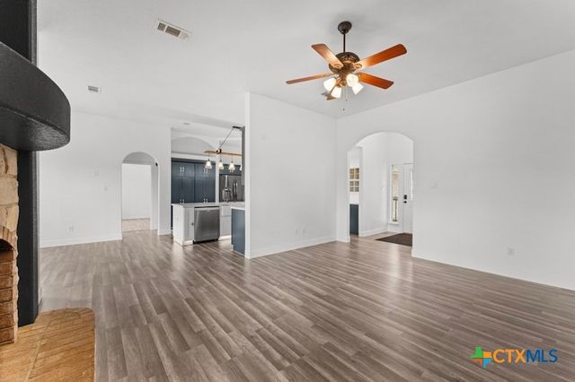 456 County Road 4711, Kempner, TX 76539