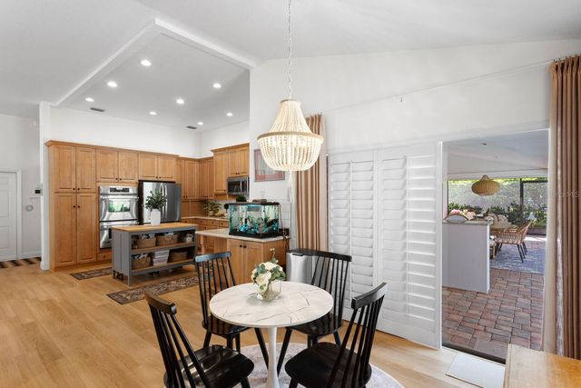 9115 CANBERLEY DRIVE, Tampa, FL 33647