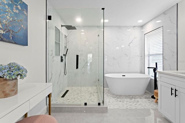 9115 CANBERLEY DRIVE, Tampa, FL 33647