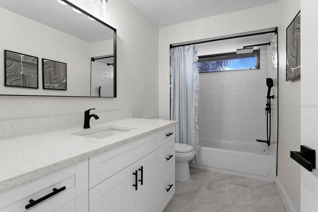 9115 CANBERLEY DRIVE, Tampa, FL 33647