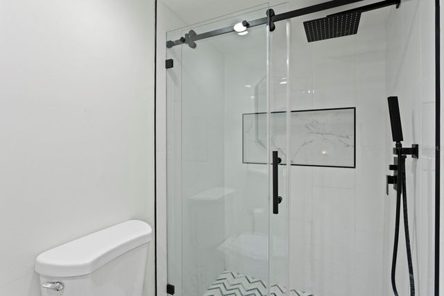 9115 CANBERLEY DRIVE, Tampa, FL 33647