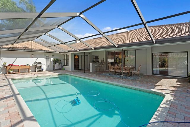 9115 CANBERLEY DRIVE, Tampa, FL 33647