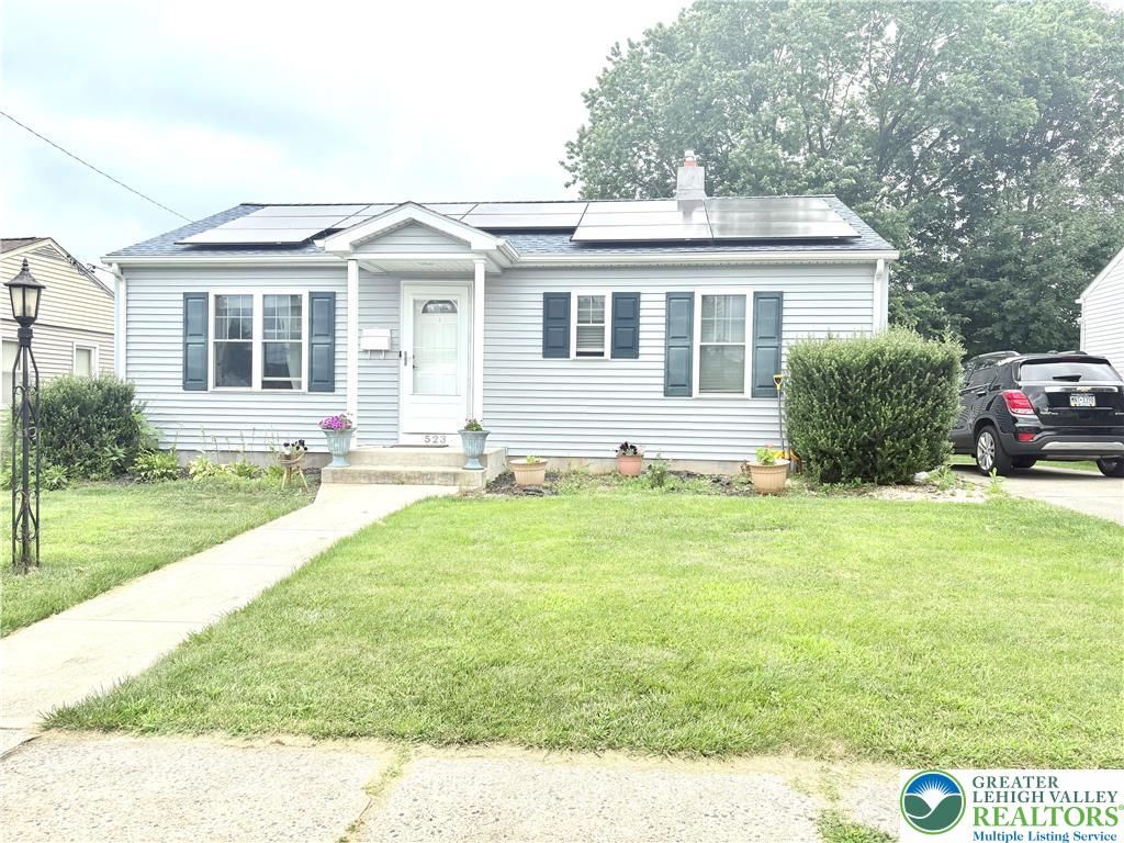 523 Greenwood Avenue, Bethlehem City, PA 18017