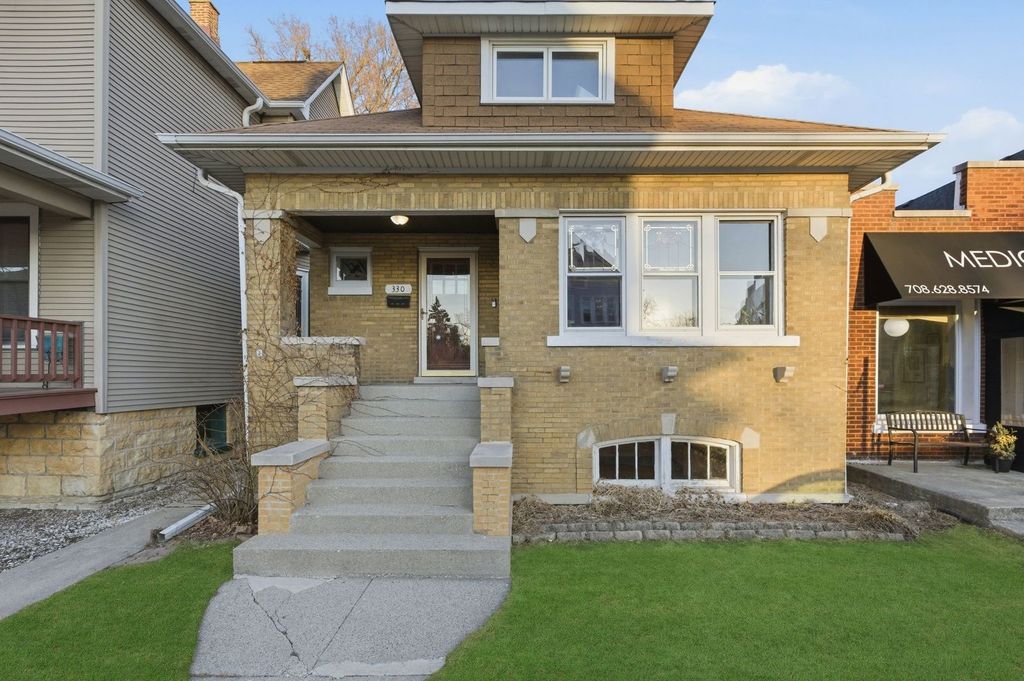 330 Circle Avenue, Forest Park, IL 60130
