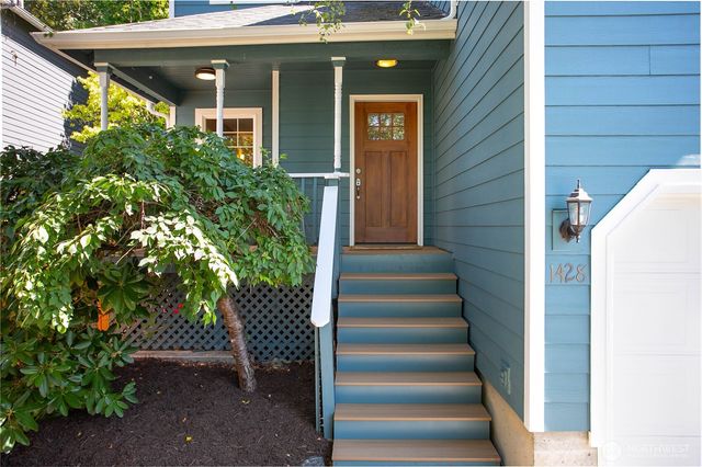 1428 Sweetbay Drive, Bellingham, WA 98229