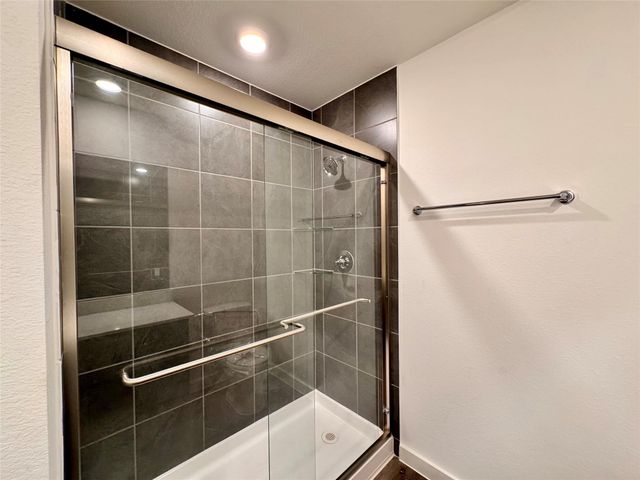 106 County Road 51030, Cleveland, TX 77327