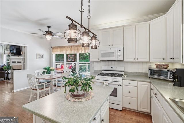 2304 Quail Creek Terrace, Buford, GA 30519