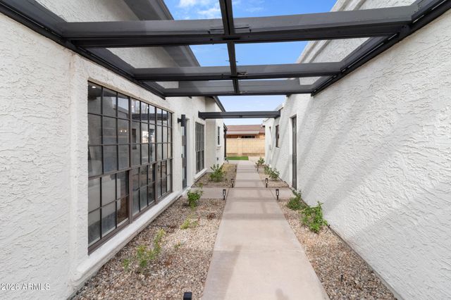 1506 W MISSION Drive, Chandler, AZ 85224