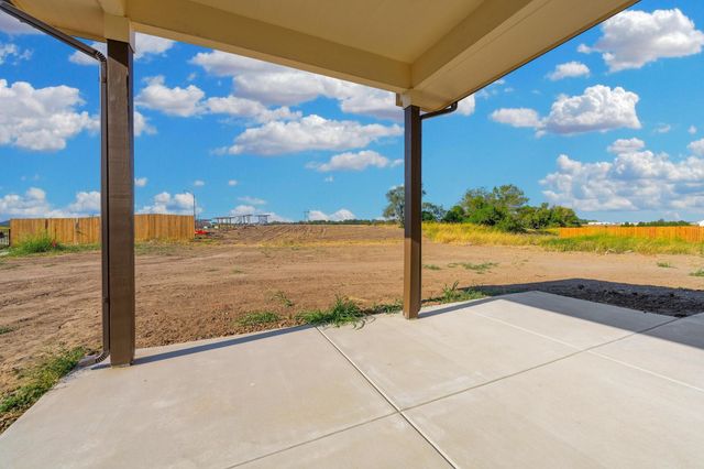 4805 W Calvert St, Wichita, KS 67215