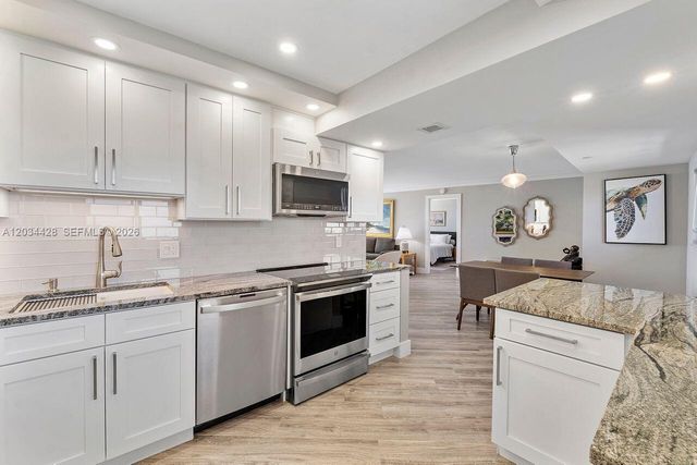 200 Ocean Trail Way 602, Jupiter, FL 33477