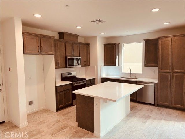 4280 S Malagon Privado, Ontario, CA 91761