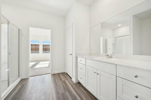 1504 Morris LOOP, San Marcos, TX 78666