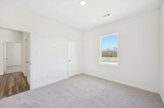 1504 Morris LOOP, San Marcos, TX 78666