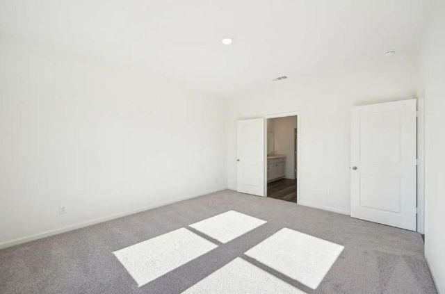 1504 Morris LOOP, San Marcos, TX 78666