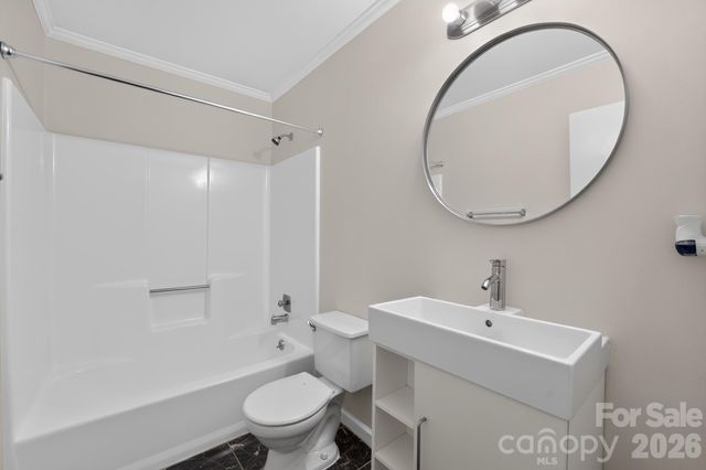 7812 Surreywood Place, Charlotte, NC 28270