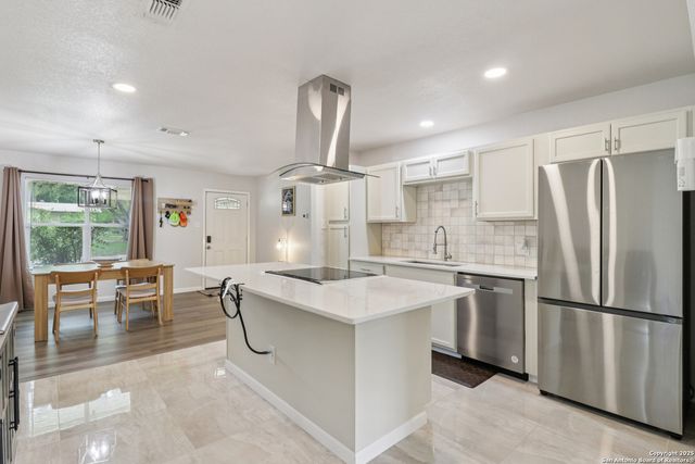 274 Chesswood, San Antonio, TX 78228