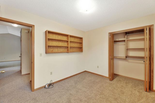 10109 W Sterling Ct, Wichita, KS 67205