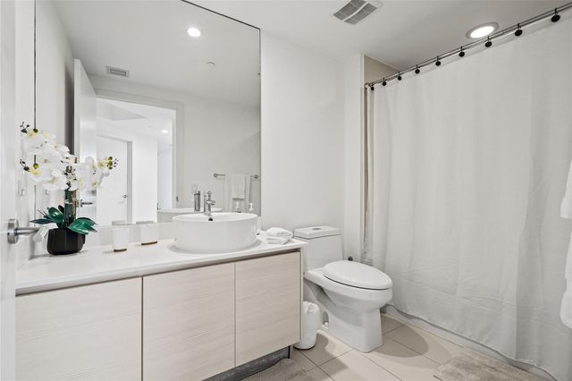 4250 Biscayne Boulevard Apt 402, Miami, FL 33137