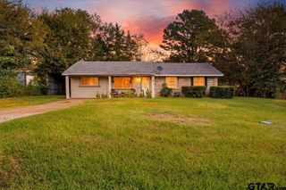 12379 Chapman Rd, Tyler, TX 75708