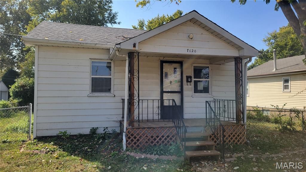 7120 Bancroft Avenue, St Louis, MO 63109