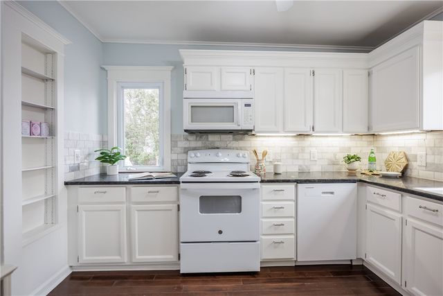 84 Dale Road, Brighton, NY 14625