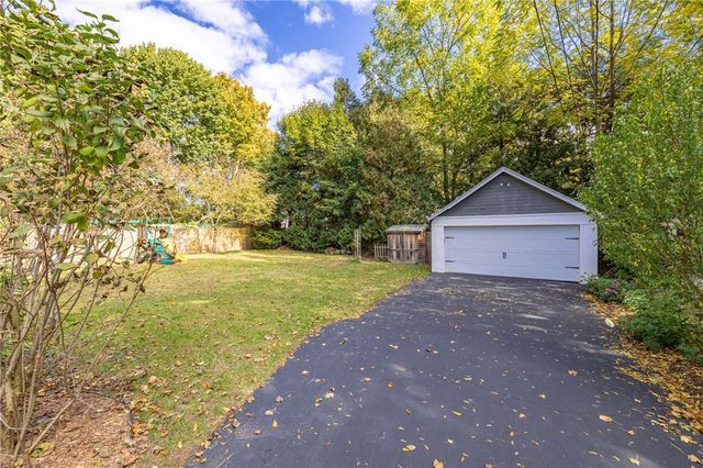 84 Dale Road, Brighton, NY 14625