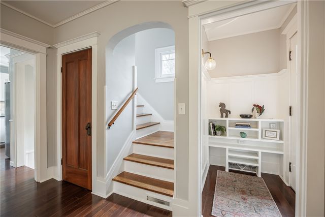 84 Dale Road, Brighton, NY 14625