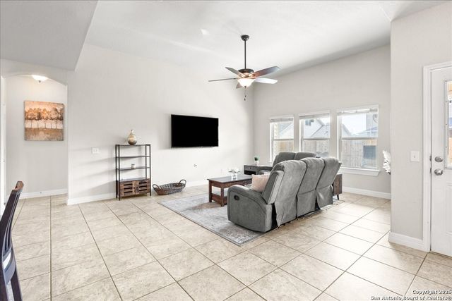 751 Stratus Path, New Braunfels, TX 78130