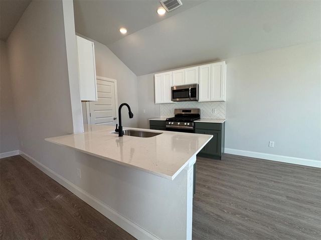 937 S Buffalo Lane, Mustang, OK 73064