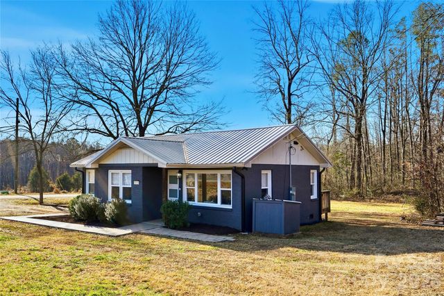 7172 Old Plank Road, Stanley, NC 28164
