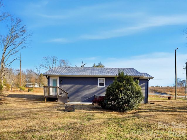 7172 Old Plank Road, Stanley, NC 28164