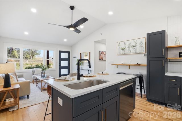 7172 Old Plank Road, Stanley, NC 28164