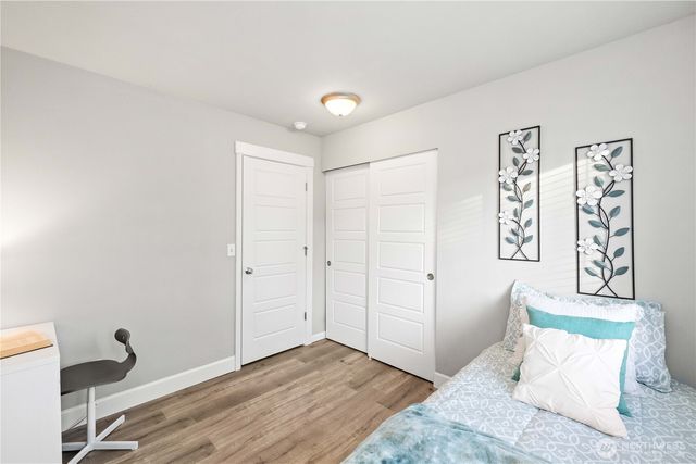 23603 SE 267th Pl, Maple Valley, WA 98038