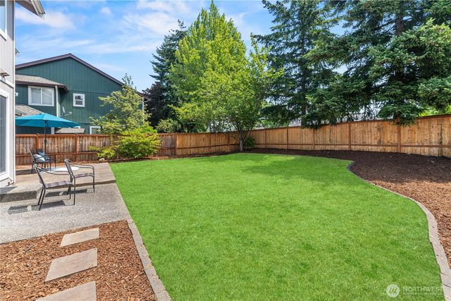 23603 SE 267th Pl, Maple Valley, WA 98038