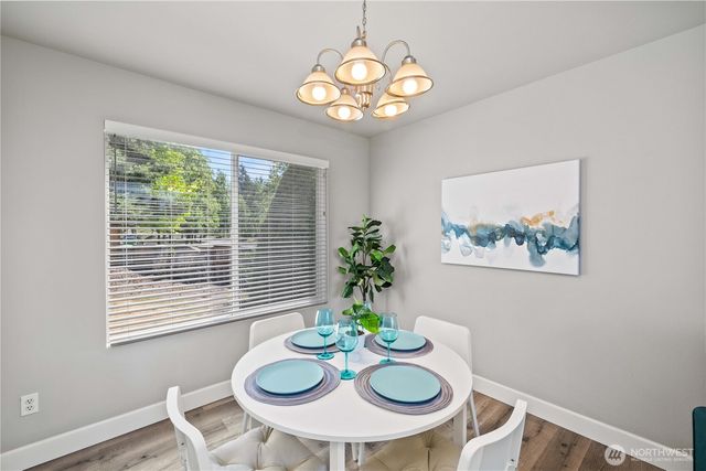 23603 SE 267th Pl, Maple Valley, WA 98038