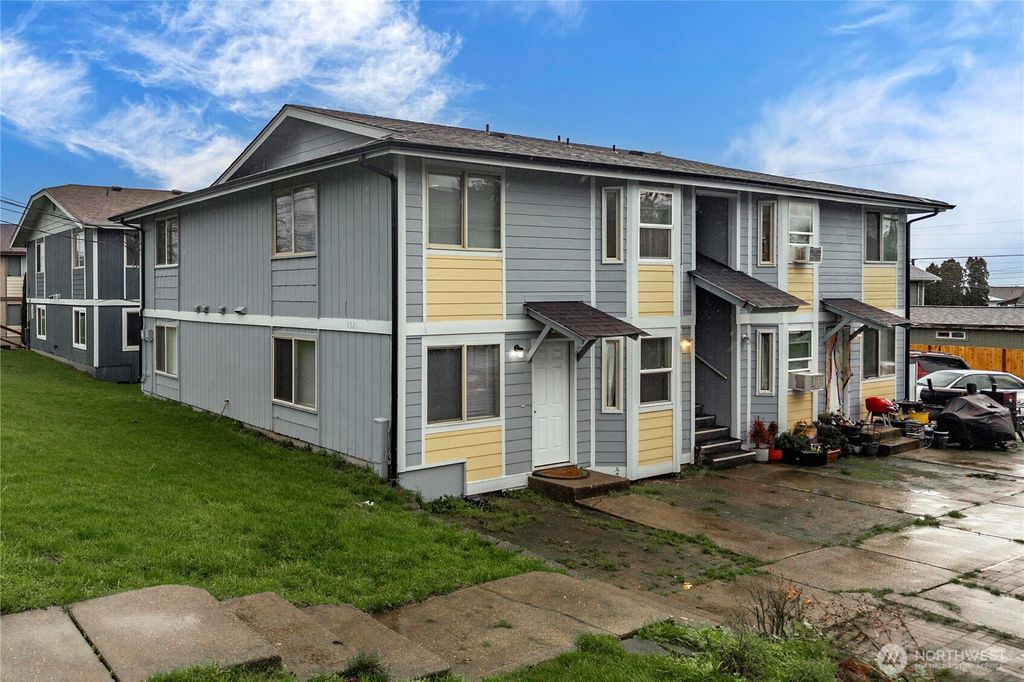 3321 S Asotin Street, Tacoma, WA 98418