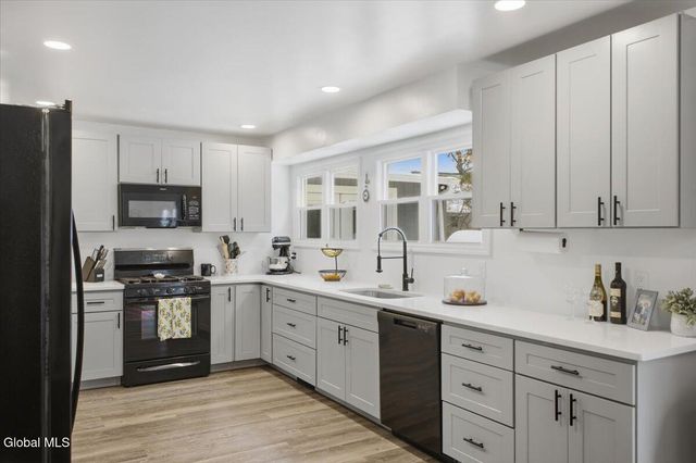 2509 Whamer Lane, Niskayuna, NY 12309