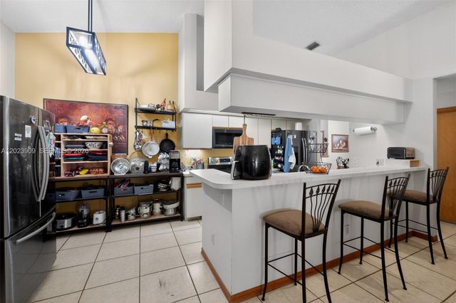 10300 Yorkmere Court, Orlando, FL 32817