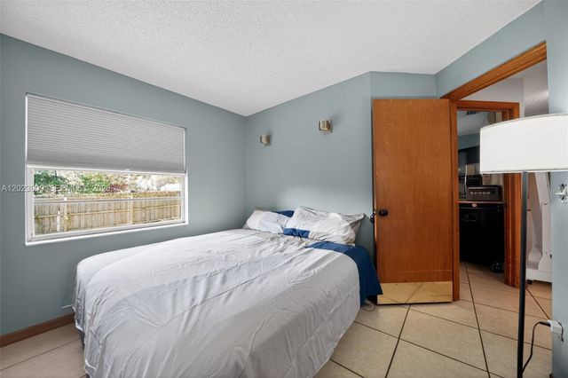 10300 Yorkmere Court, Orlando, FL 32817