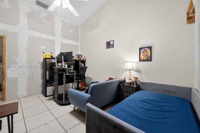 10300 Yorkmere Court, Orlando, FL 32817