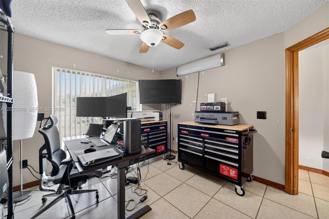 10300 Yorkmere Court, Orlando, FL 32817
