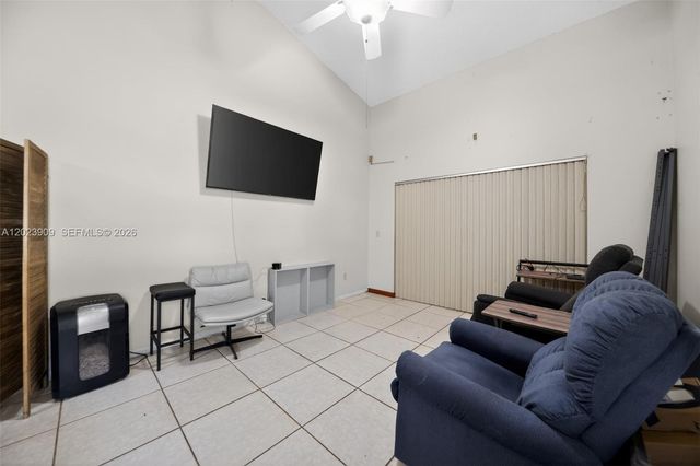 10300 Yorkmere Court, Orlando, FL 32817