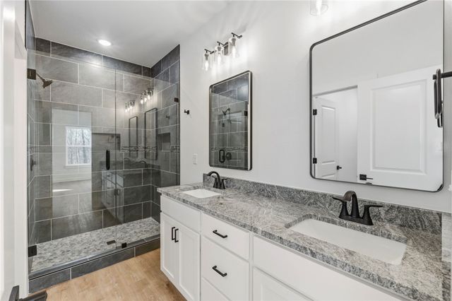 98 Selkirk Drive, Bella Vista, AR 72715
