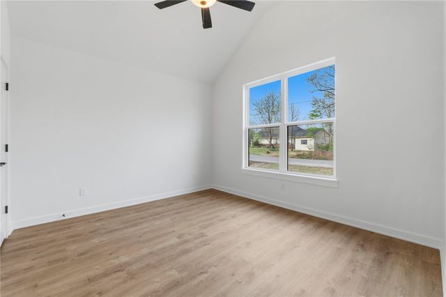 98 Selkirk Drive, Bella Vista, AR 72715