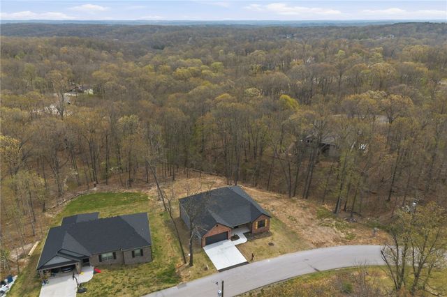 98 Selkirk Drive, Bella Vista, AR 72715