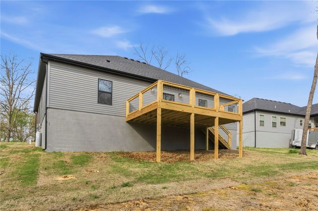 98 Selkirk Drive, Bella Vista, AR 72715