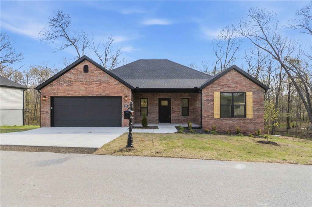 98 Selkirk Drive, Bella Vista, AR 72715