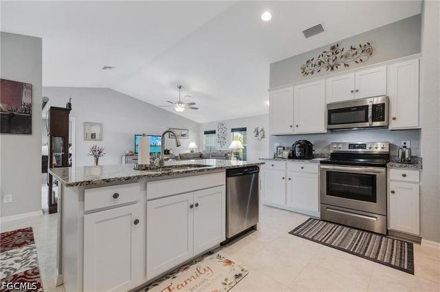 3620 NW 42nd TER, Cape Coral, FL 33993