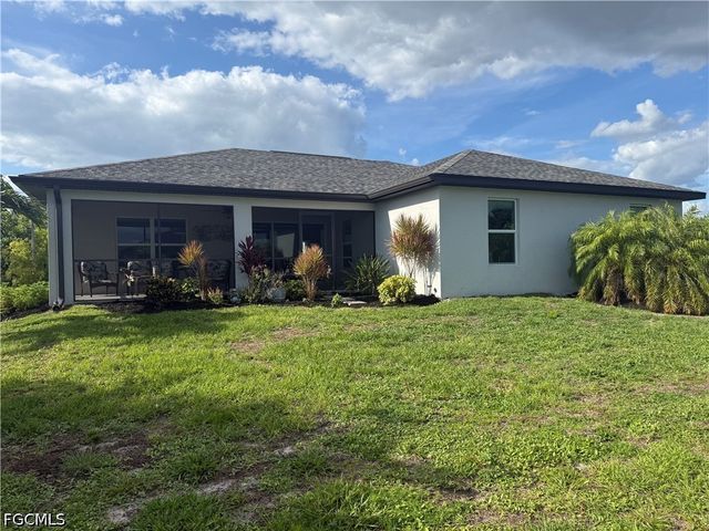 3620 NW 42nd TER, Cape Coral, FL 33993