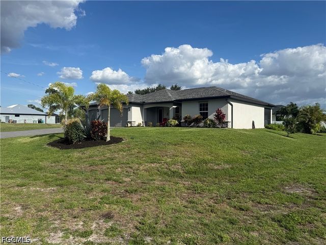 3620 NW 42nd TER, Cape Coral, FL 33993